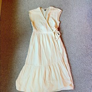 Universal Thread Off White Cotton Wrap dress